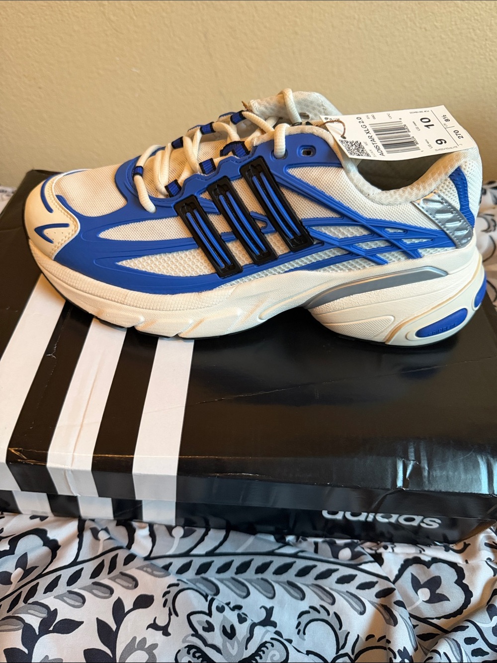 adidas Adistar xlg 2.0 Men’s Sneakers in White & Blue with Black Stripes